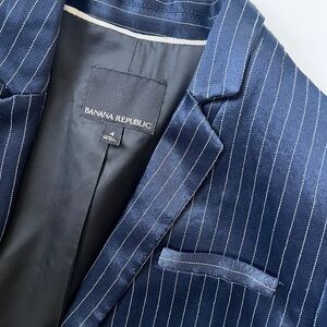 Banana Republic Navy Pinstripe blazer